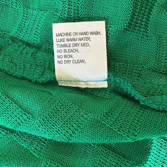 EXCLUSIVELY MISOOK Women’s Kelly Green Knit Cardigan Sweater Jacket, 0X - Picture 14 of 15